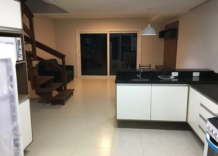 Sobrados Com Suite E Sacada Vista Ao Mar