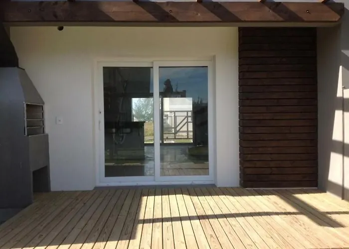 Sobrados Com Suite E Sacada Vista Ao Mar