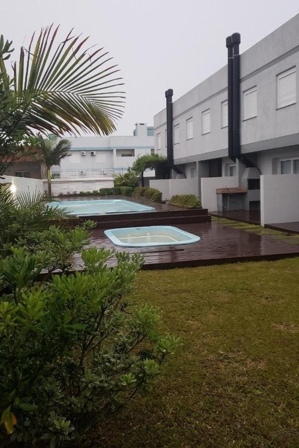 Sobrados Com E Sacada Vista Ao Mar Holiday home