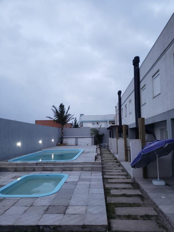 Sobrados Com E Sacada Vista Ao Mar Capao da Canoa