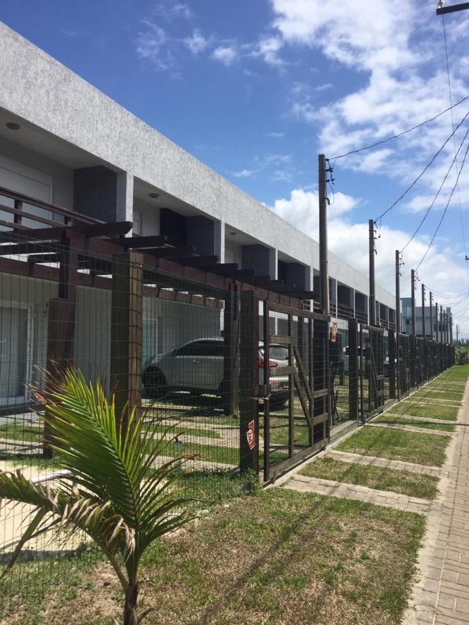 Sobrados Com E Sacada Vista Ao Mar Holiday home Capao da Canoa