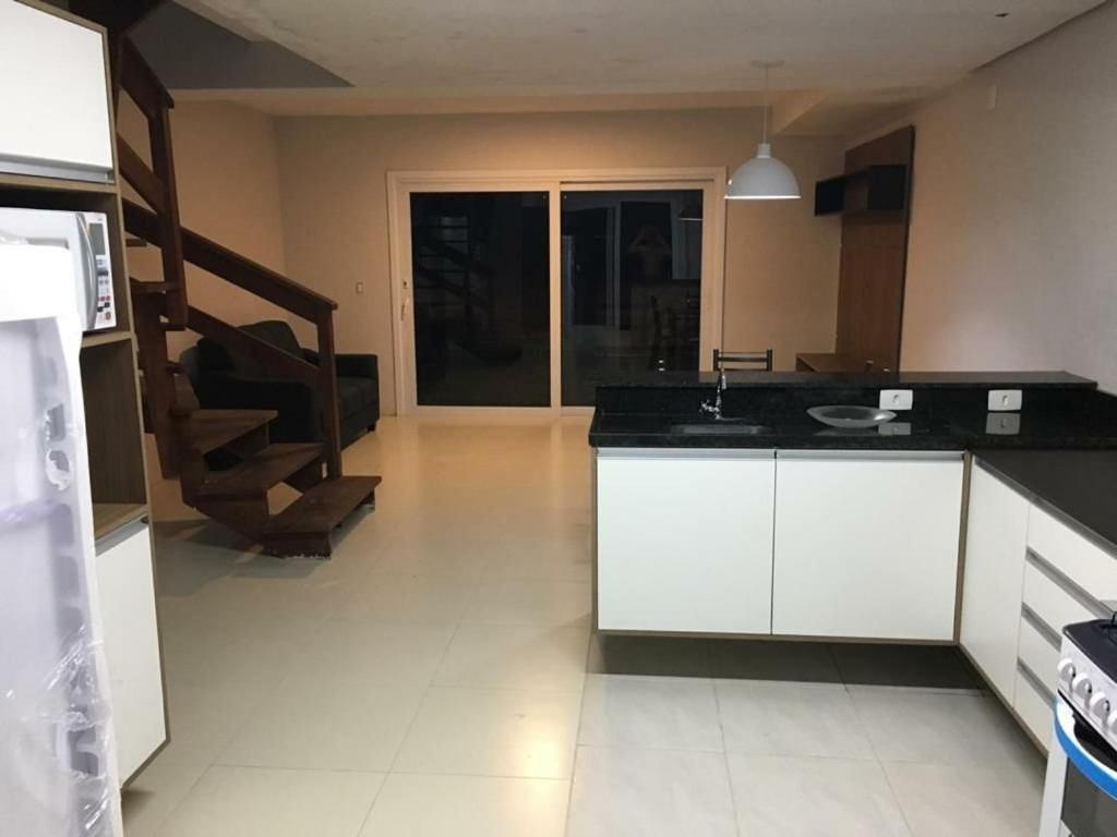 Sobrados Com E Sacada Vista Ao Mar