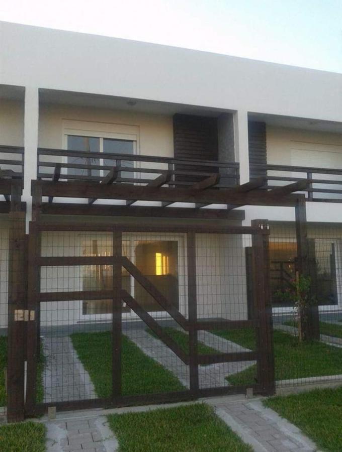 Sobrados Com E Sacada Vista Ao Mar * Capao da Canoa